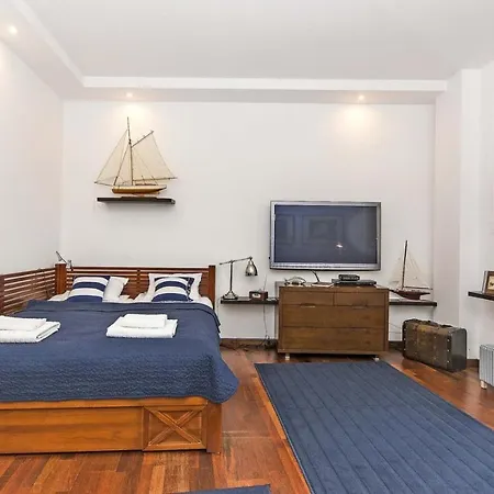 Pirat Rentyear Apartman