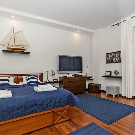 Pirat Rentyear Apartment Danzig